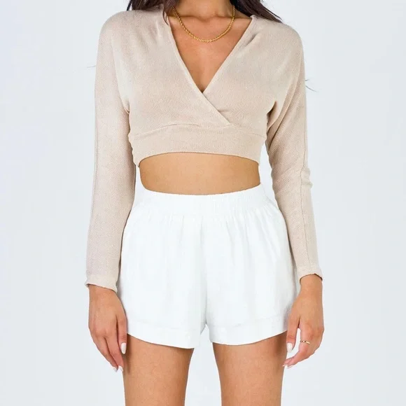 princess polly beach house shorts - Picture 2 of 4